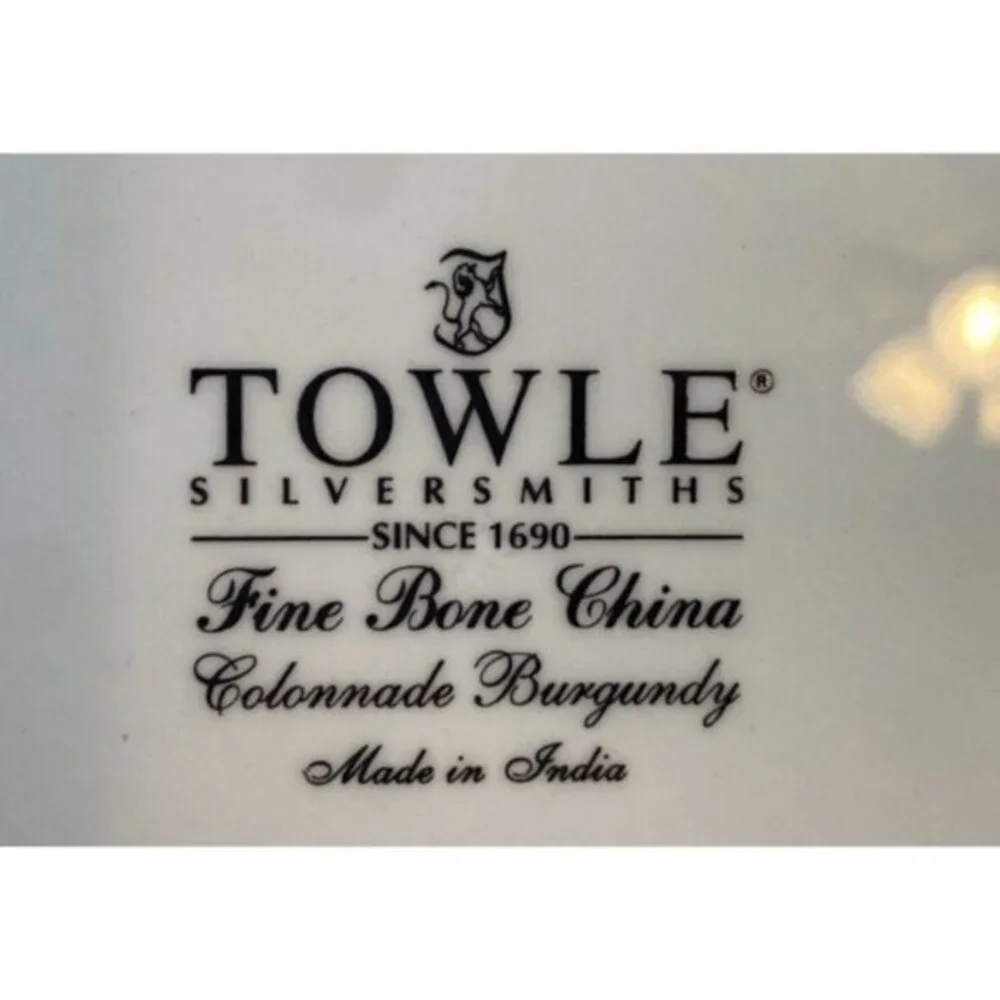 Towle Silversmiths Colonnade Burgundy 5 Pc‎ Place Setting Plates Cup Saucer